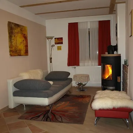 Land Romantik Holiday home Leobersdorf